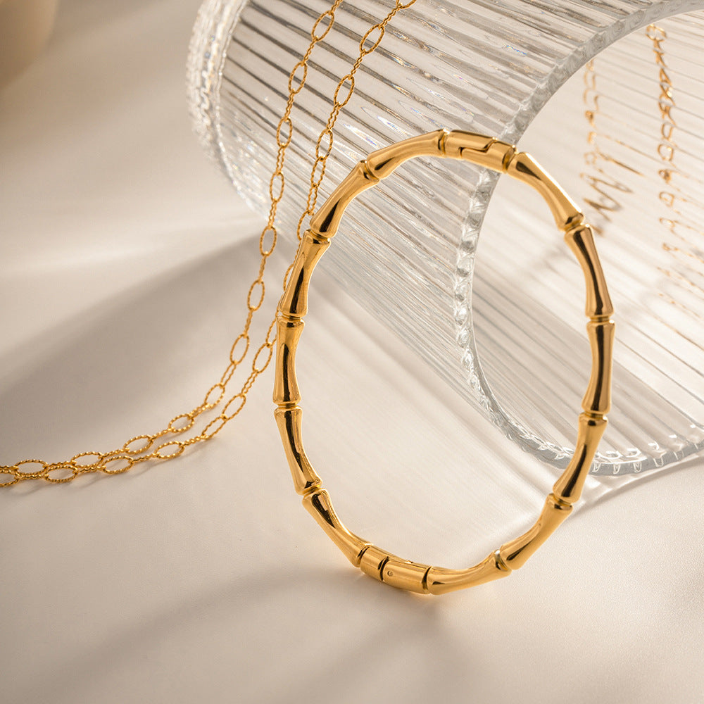 Damen Armreif im eleganten Bambusdesign aus hypoallergenem Edelstahl Shop Nory