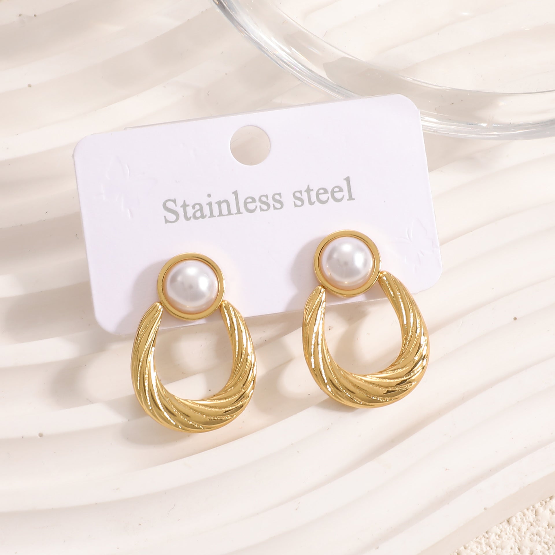Damen Ohrstecker im stilvollen Herzdesign Shop Nory