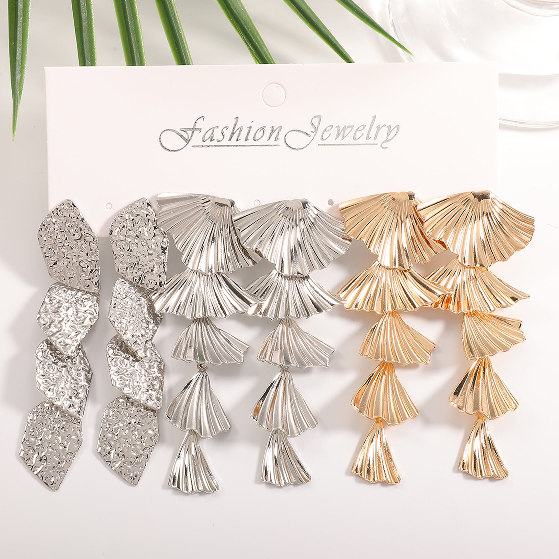 Damen Ohrhänger mit modernem, skulpturalem Design Shop Nory