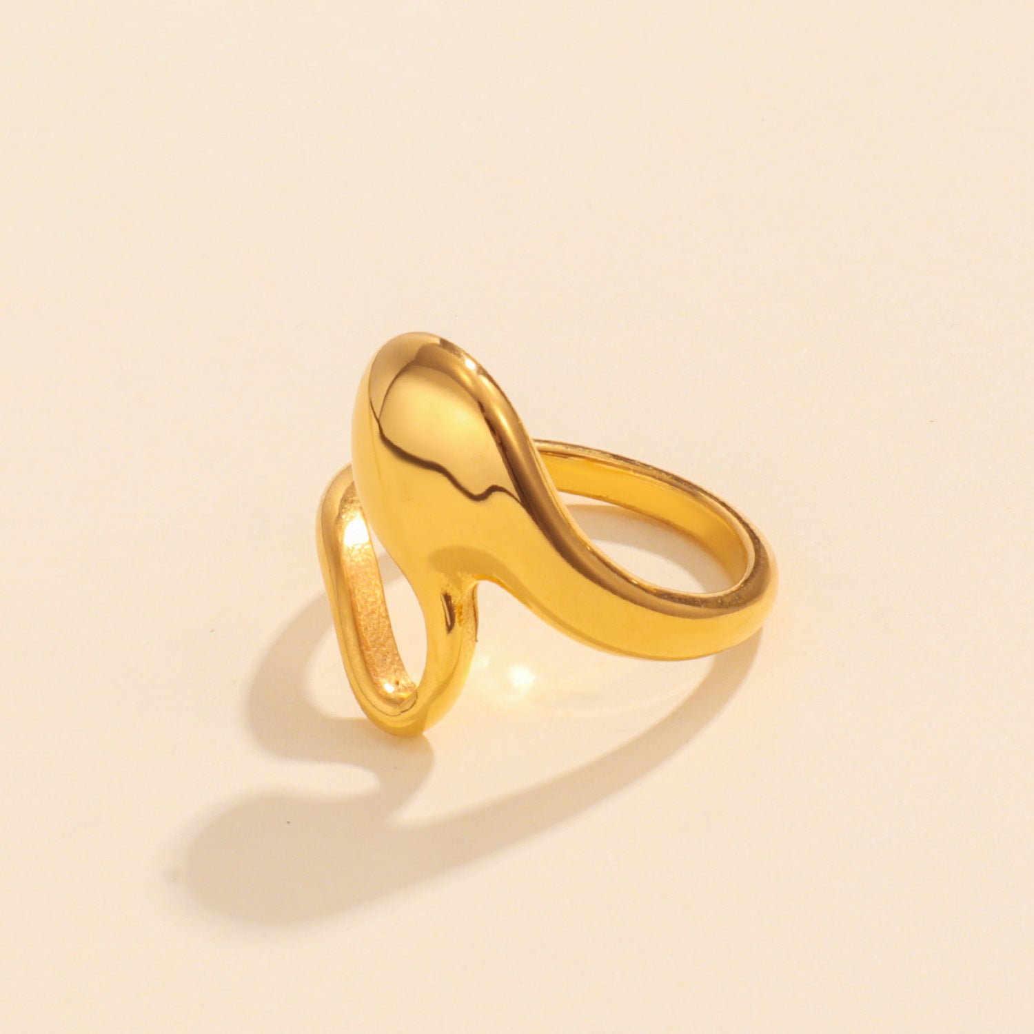 Damen Eleganter und moderner Ring aus hochwertigem Edelstahl Shop Nory