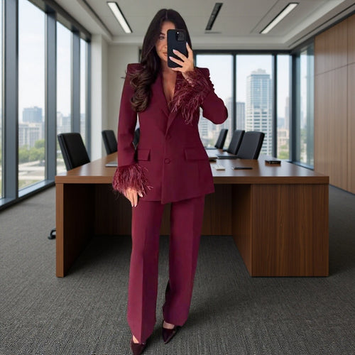 Damen Schicker taillierter Blazer-Hosenanzug mit Federbesatz an Manschetten Shop Nory