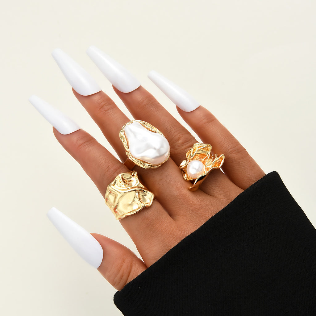 Damen modisches Ringen-Set mit einzigartigen Texturen und Perlenakzenten Shop Nory