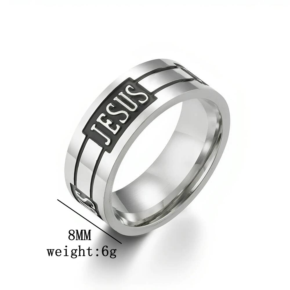 Herren Ring mit eingeprägtem "Jesus" Schriftzug und eleganten Linien Shop Nory