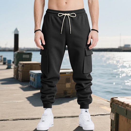 Herren nan technische Cargo-Sweathose mit Doppelklappen-Taschen, elastischem Kordelbund und konischen Rippbündchen Shop Nory