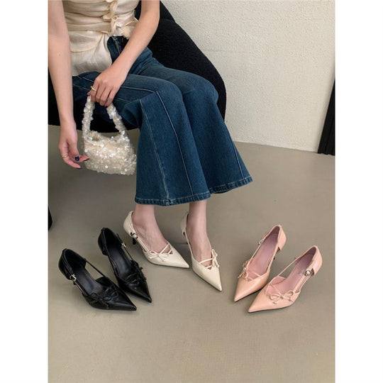 Damen Elegante spitz zulaufende Slingback-Ballerinas mit verstellbarem Knöchelriemen, V‑Ausschnitt und zierlicher Schleife Shop Nory