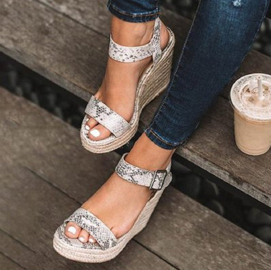 Damen Keil-Sandaletten mit Jute-Plateau und verstellbarem Knöchelriemen Shop Nory