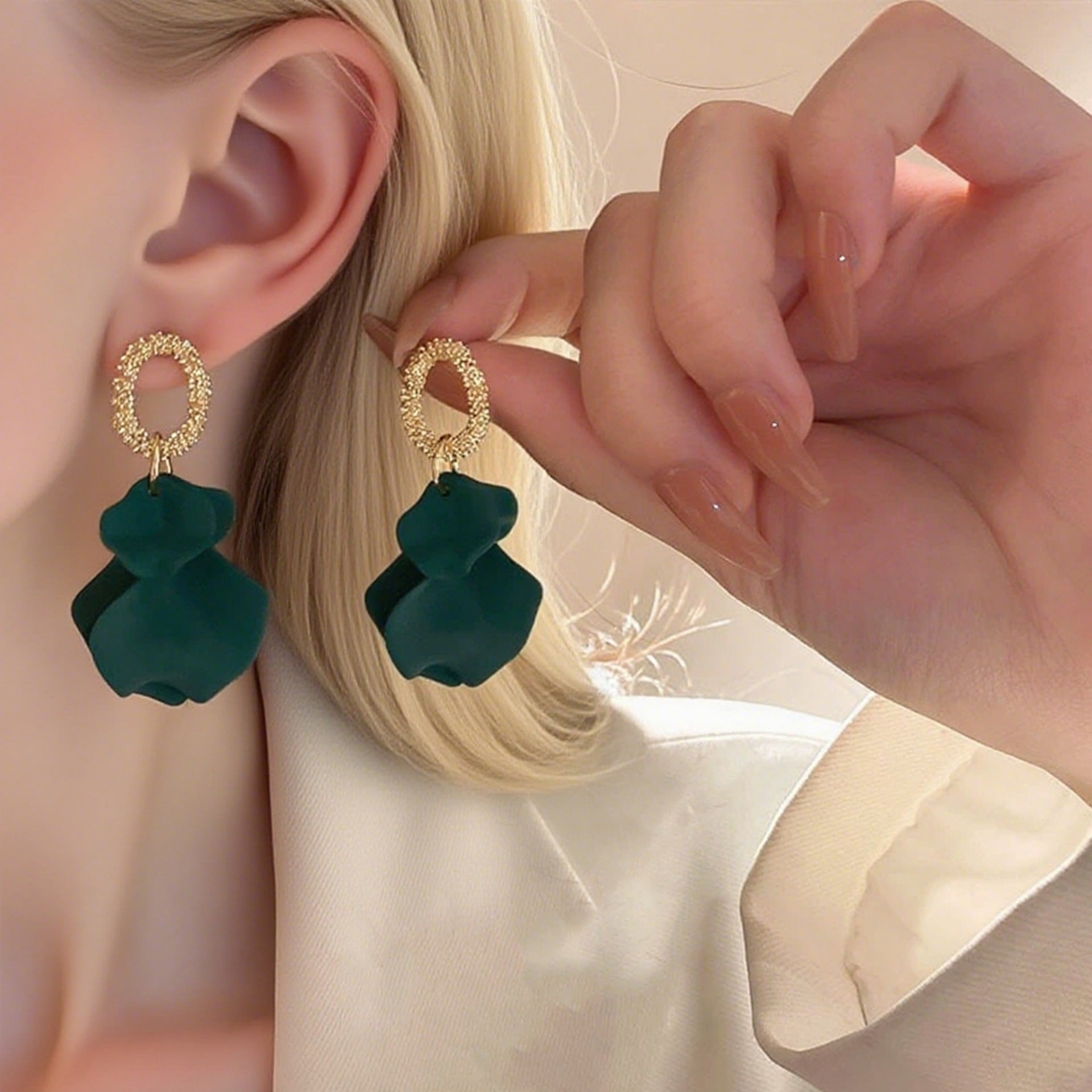 Damen Hängende Ohrringe mit floralem Silikon-Design Shop Nory