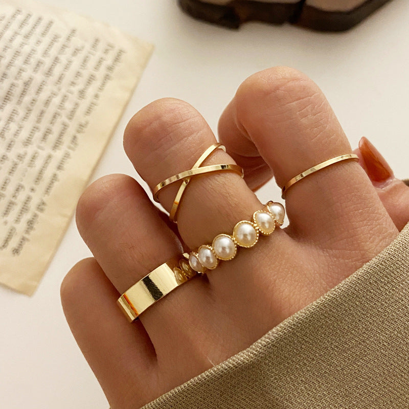 Damen Ring-Set mit kunstvollen Designs und funkelnden Zirkonia Shop Nory