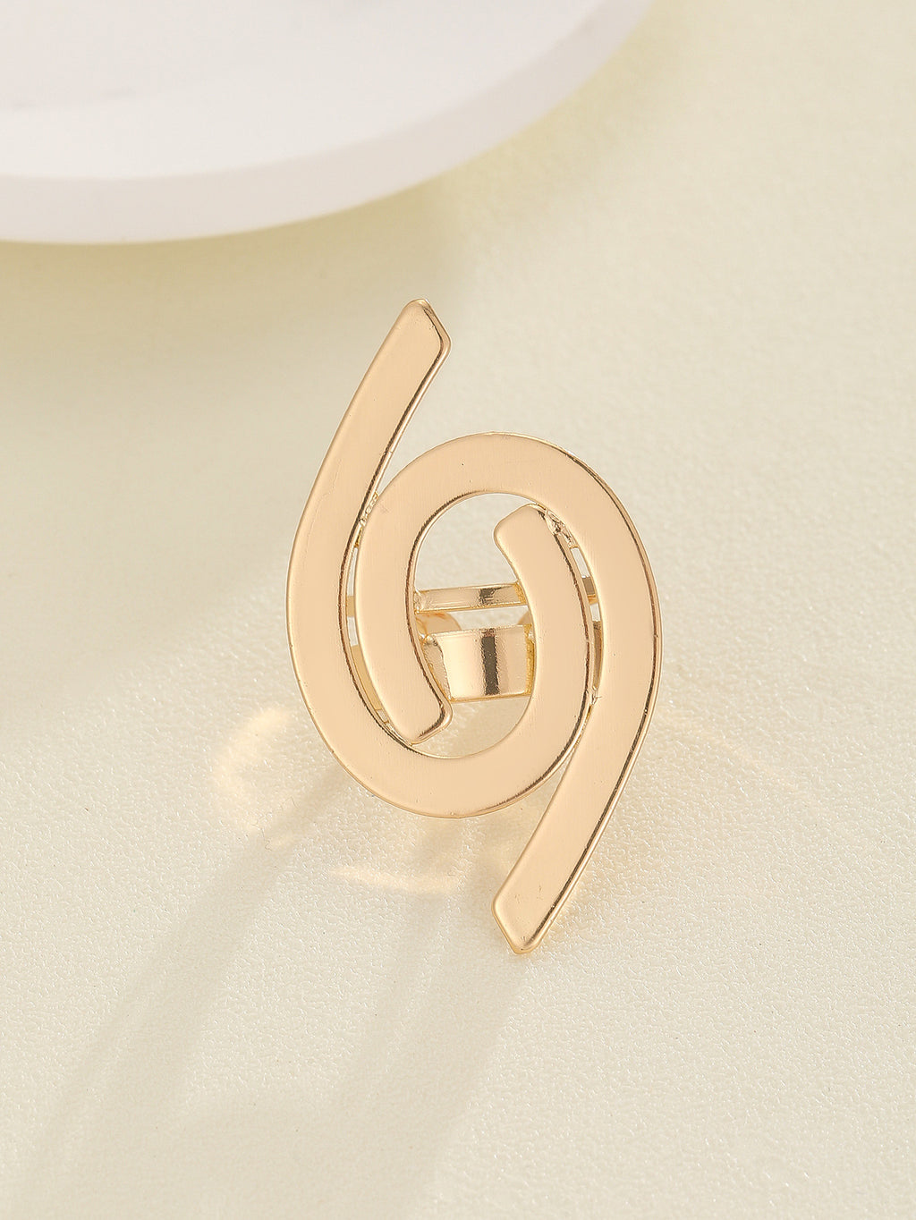 Damen Ring mit kunstvollem Muschel- und Schleifenmotiv Shop Nory