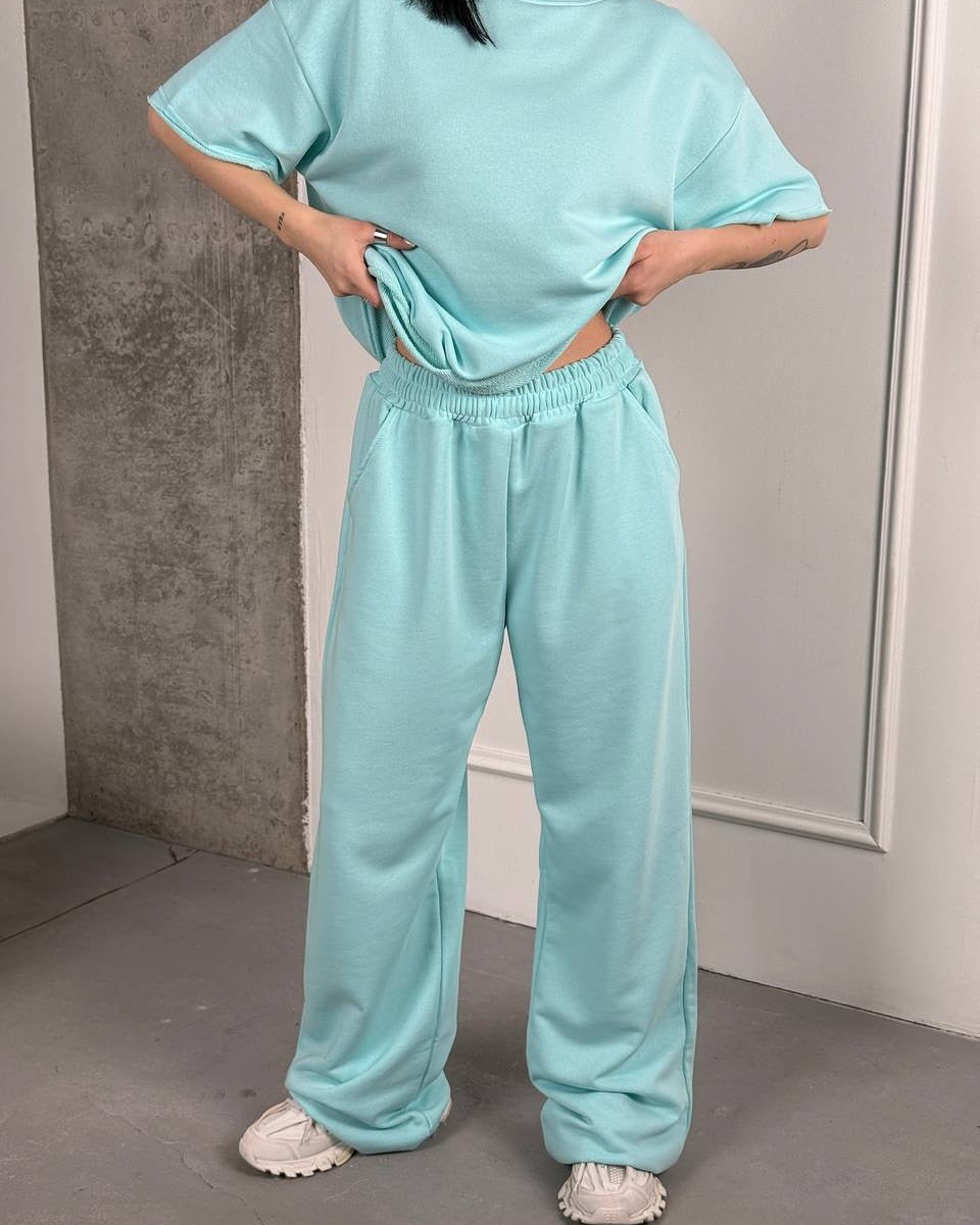 Damen Bequemes Loungewear-Set mit weit geschnittenem Oberteil und lässigen Hosen Shopnory