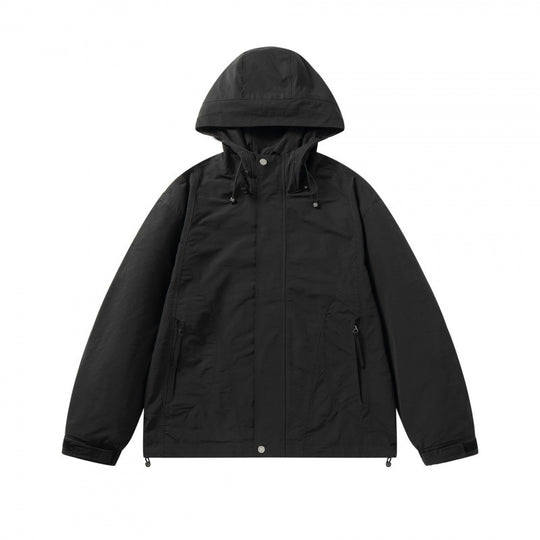Unisex Kurz geschnittene Kapuzenjacke im technischen Outdoor‑Style mit Kordelzug, verdeckter Frontleiste und verstellbaren Bündchen Shop Nory
