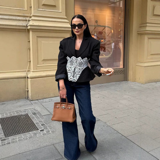Damen Zweiteiliges Anzugset mit tailliertem Blazer, Spitzen‑Corsage und weiter Palazzohose Shop Nory