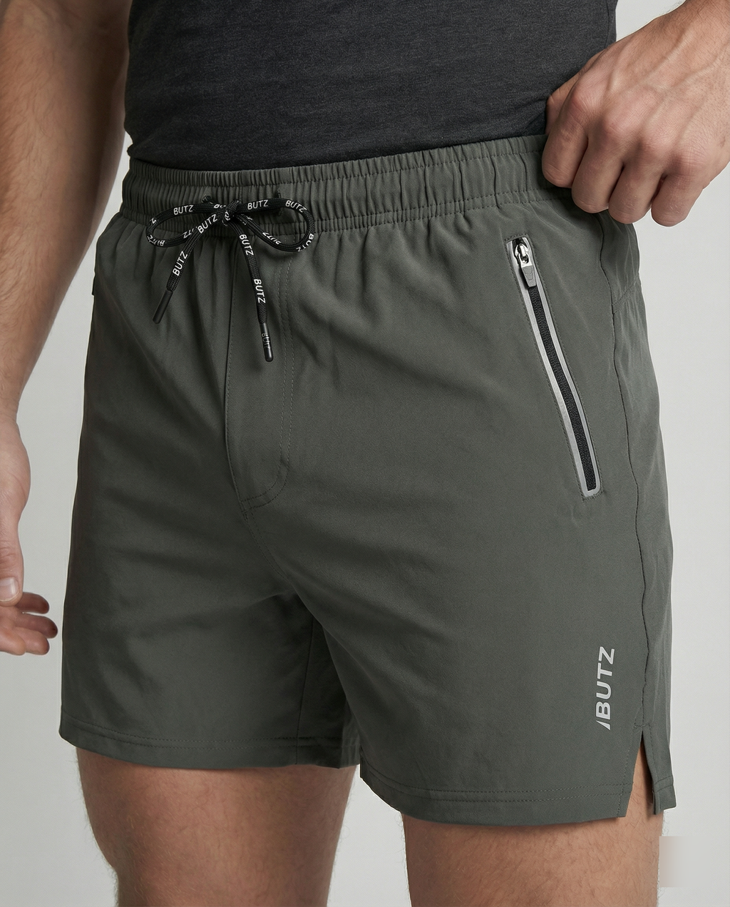 Herren Sportliche Multifunktions-Shorts mit schnell trocknender Technologie und praktischen Reißverschlusstaschen ShopNory