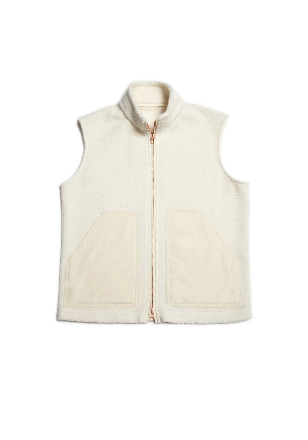 Damen Kurz geschnittene Bouclé-Fleece-Weste mit Stehkragen, Zwei-Wege-Reißverschluss und kontrastierenden Aufsatztaschen Shop Nory