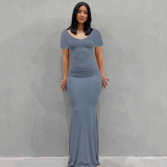 Damen Körperbetontes Maxi‑Jerseykleid mit taillierter Drapierung, langen Ärmeln und ausgestelltem Saum Shop Nory