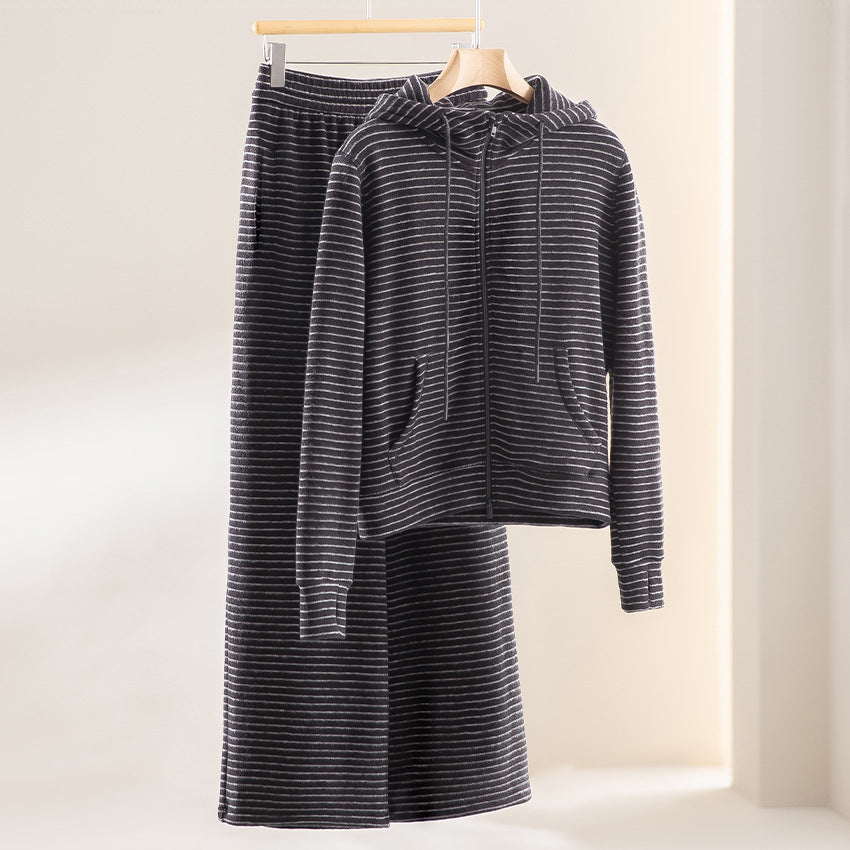 Damen Gestreifte Samt-Fleece Kapuzenjacke mit Reißverschluss und Kängurutaschen Shop Nory