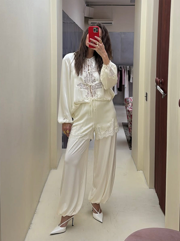 Damen Satin-Loungewear-Set mit Spitzenbesatz, Tunnelzugtop und ballonierten Palazzahosen Shop Nory