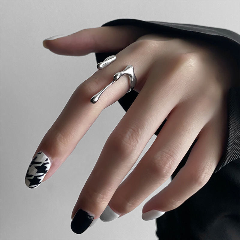 Damen Ring mit skulpturalem, fließendem Design Shop Nory
