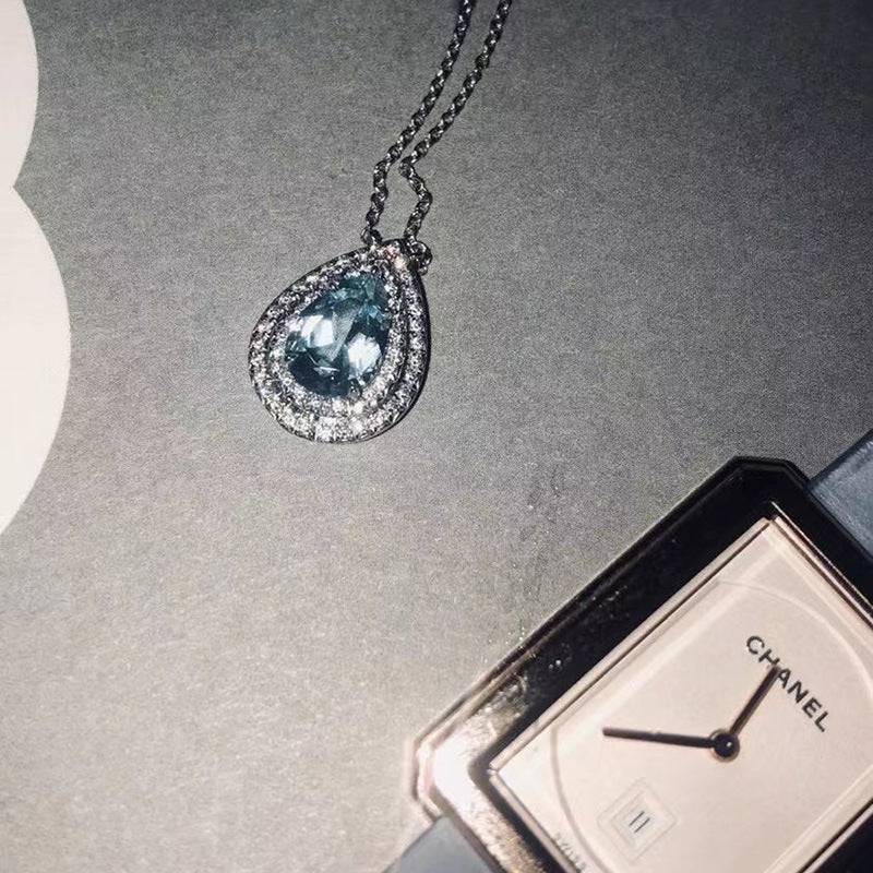 Damen zarte Halskette mit tropfenförmigem Aquamarin-Anhänger und funkelndem Zirkonia Shop Nory