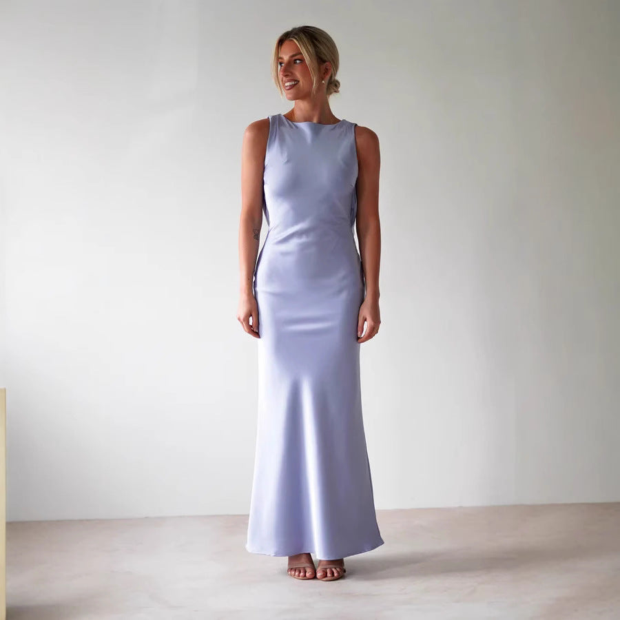 Damen Maxikleid mit elegantem Schnitt und fließendem Stoff
