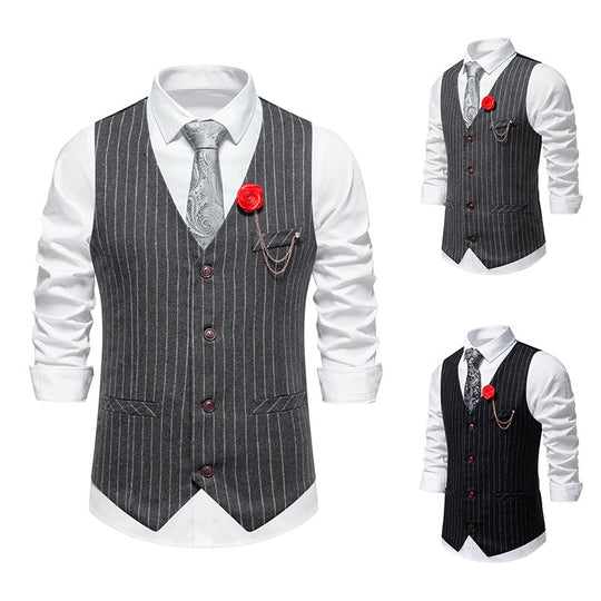 Herren elegante Anzugweste mit feinem Nadelstreifen und praktischen Taschen
