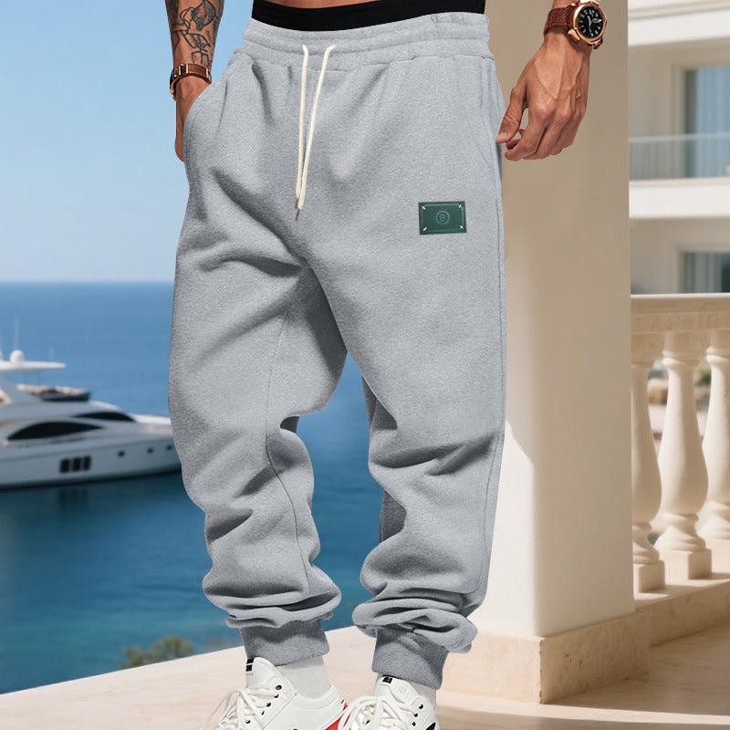 Herren bequeme Jogginghose mit verstellbarem Bund und praktischen Seitentaschen