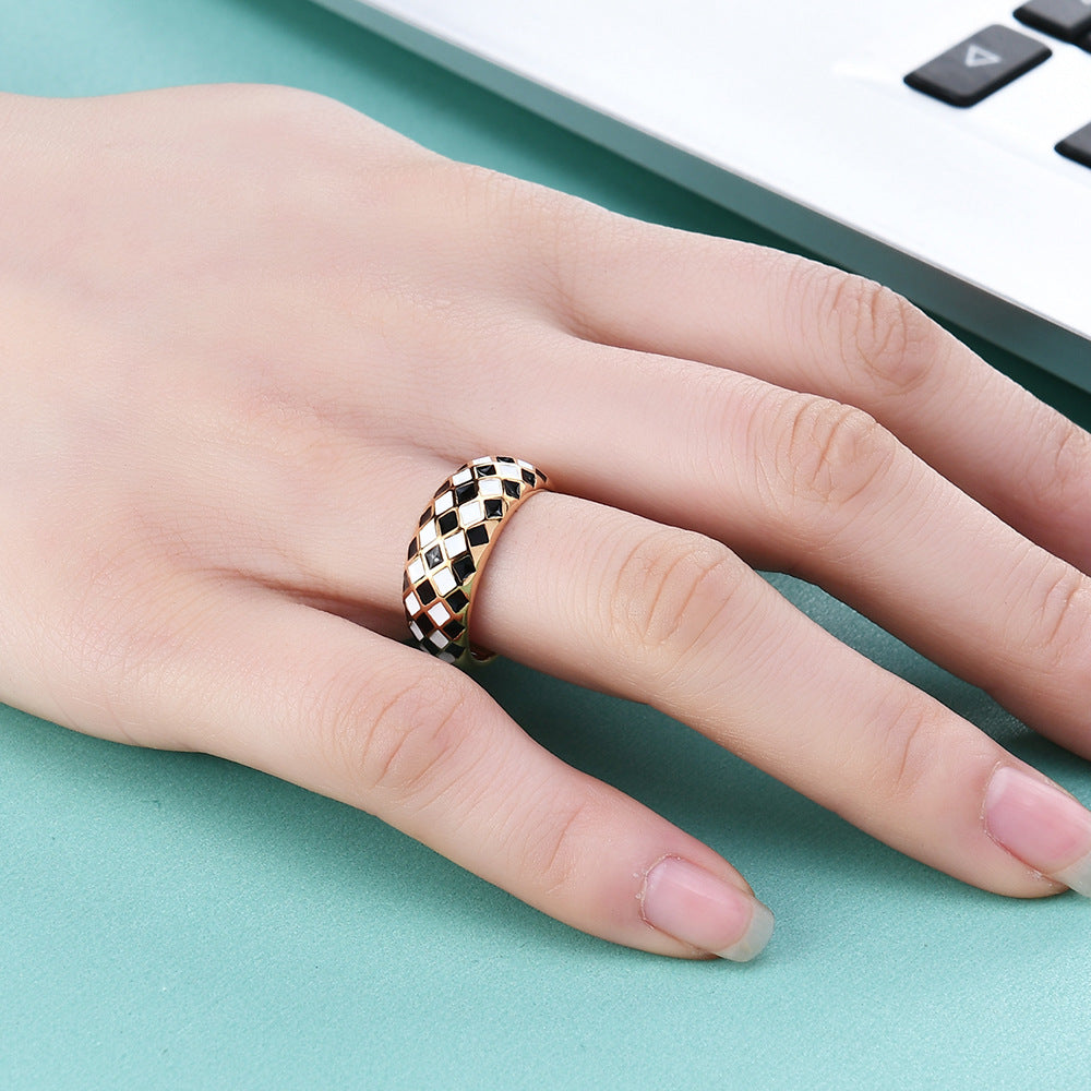 Herren Ring mit modernem Karomuster Shop Nory