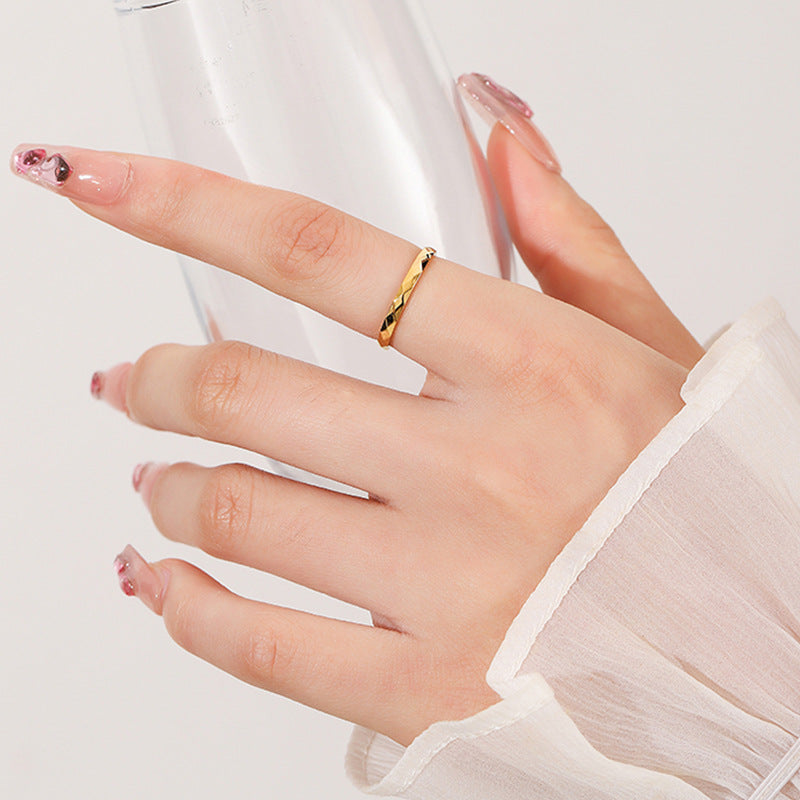 Damen Zarter Ring mit facettiertem Design Shop Nory