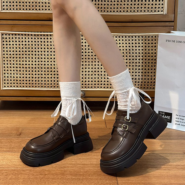 Damen modische Schnürschuhe mit eleganten Schnallen und robustem Plateau