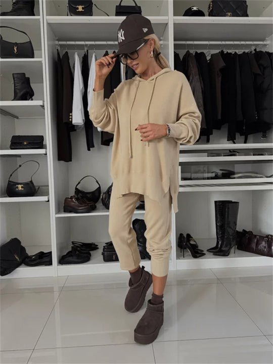 Damen oversized Kapuzenpullover und tapered Jogger Lounge-Set Shop Nory