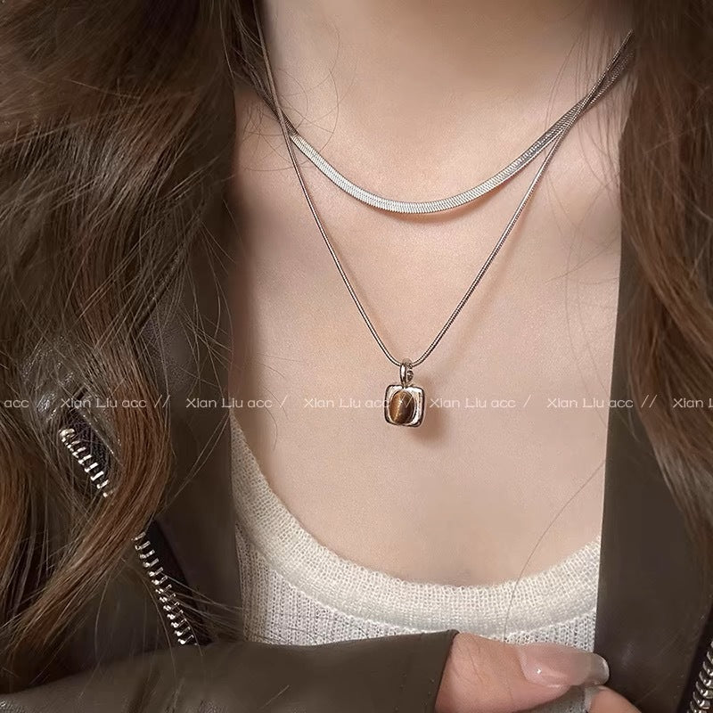 Damen Halskette mit elegantem geometrischen Anhänger und hochwertiger Silberkette Shop Nory