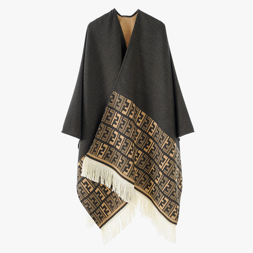Damen Wendbarer Jacquard-Capeüberwurf mit Monogramm‑Bordüre und Fransen Shop Nory