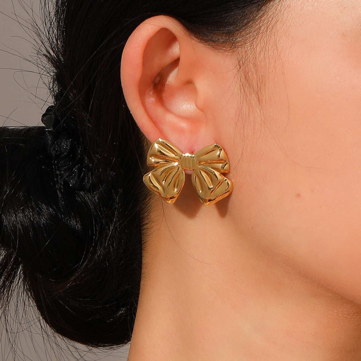 Damen Armreif mit floralen Akzenten Shop Nory