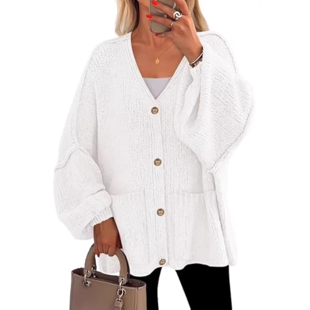 Damen Oversize Strickcardigan mit V-Ausschnitt, goldenen Zierknöpfen und aufgesetzten Taschen Shop Nory