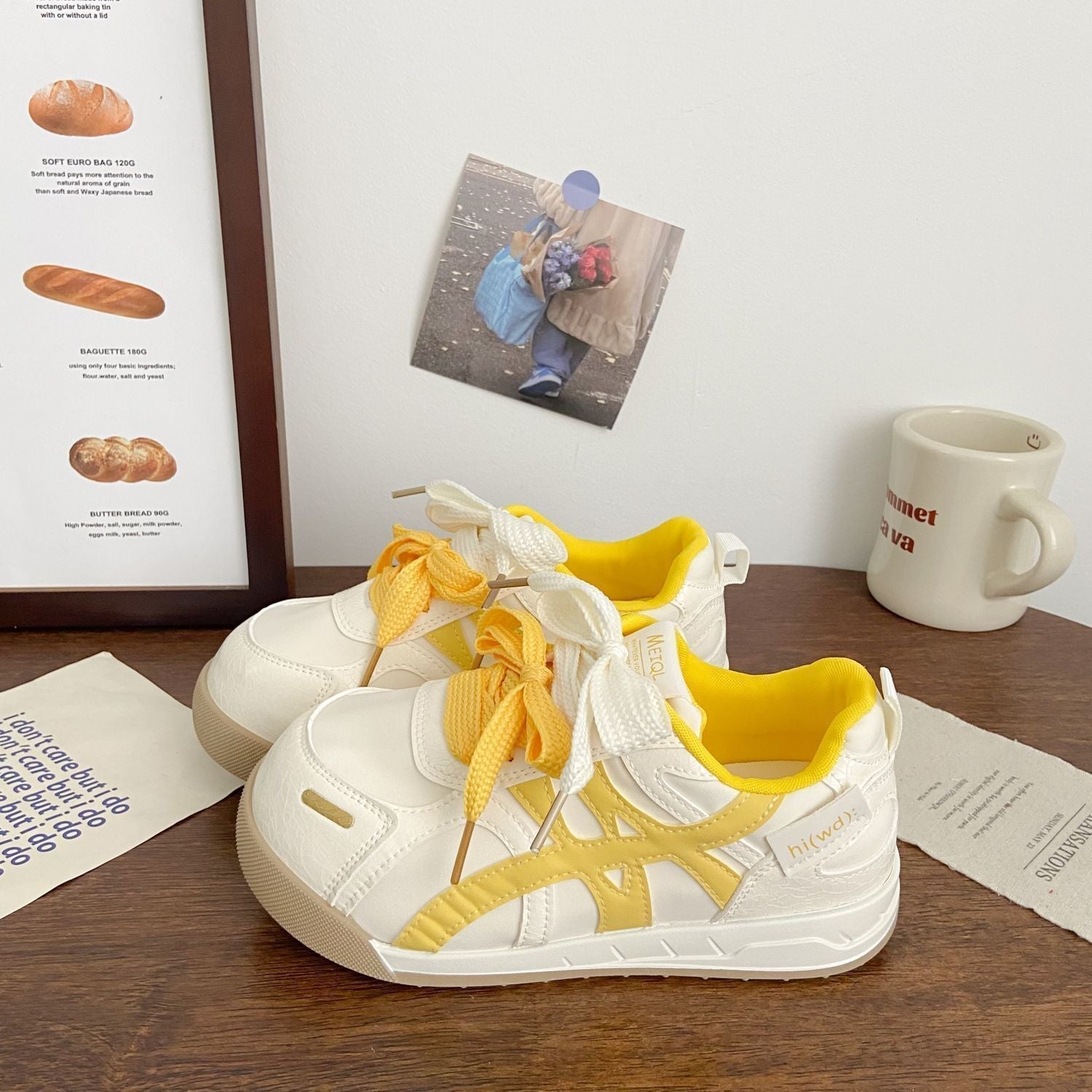 Damen Sportliche Sneakers mit verspielten Schnürdetails und modischem Obermaterial