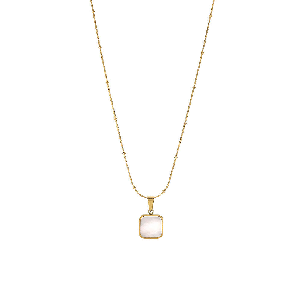 Damen Halskette mit quadratischem Anhänger und zarten Gliederketten Shop Nory