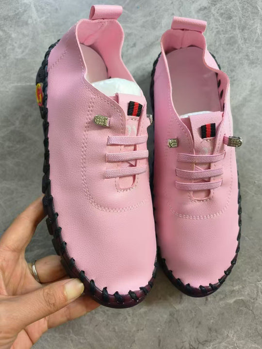 Damen Leichter, weicher Slipper mit handgenähter Gummisohle und elastischer Schnürung Shop Nory