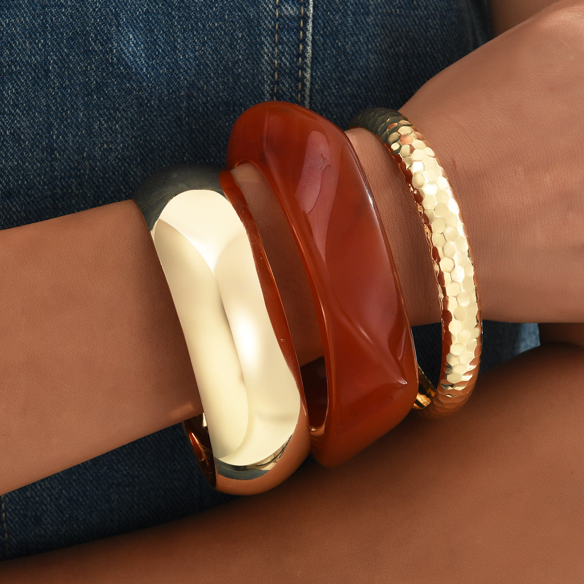 Damen Armband-Set mit stilvollen, glänzenden Akzenten Shop Nory