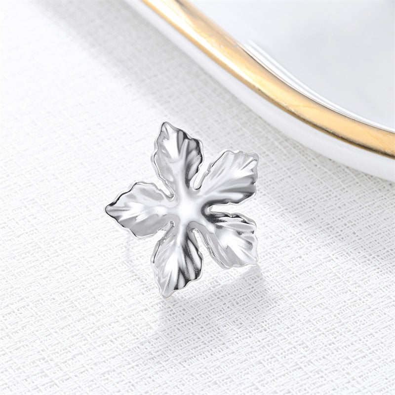 Damen Ohrringe mit kunstvollem Blattdesign aus hochwertigem Edelstahl Shop Nory
