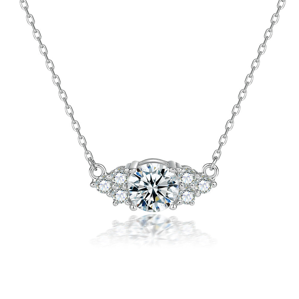 Damen Halskette mit herzförmigem Kronen-Anhänger und funkelndem Zirkonia-Besatz Shop Nory