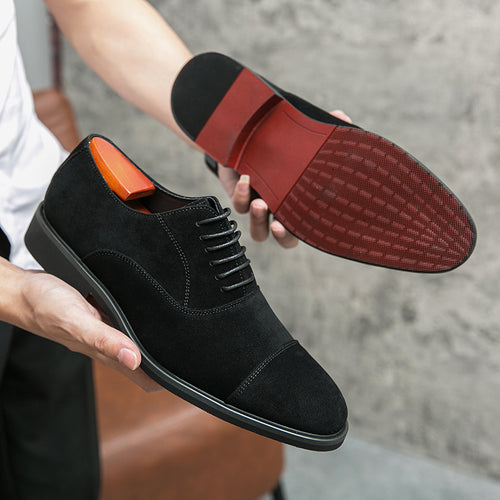 Herren elegante Veloursleder Oxford-Halbschuhe mit Kaptoefen-Detail, gepolstertem Komfortfußbett und rutschfester Gummisohle Shop Nory