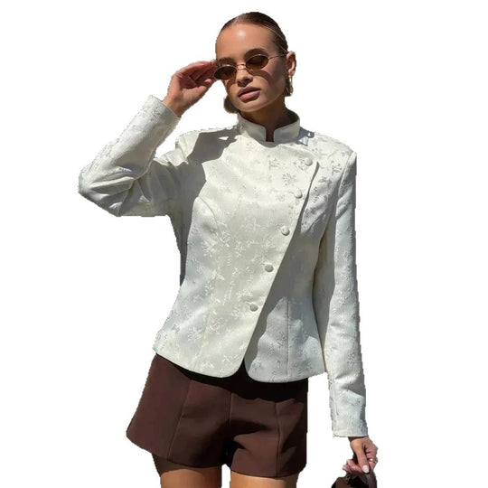 Damen Taillierter Jacquard-Blazer mit überlappendem Revers und dekorativen Knöpfen Shop Nory