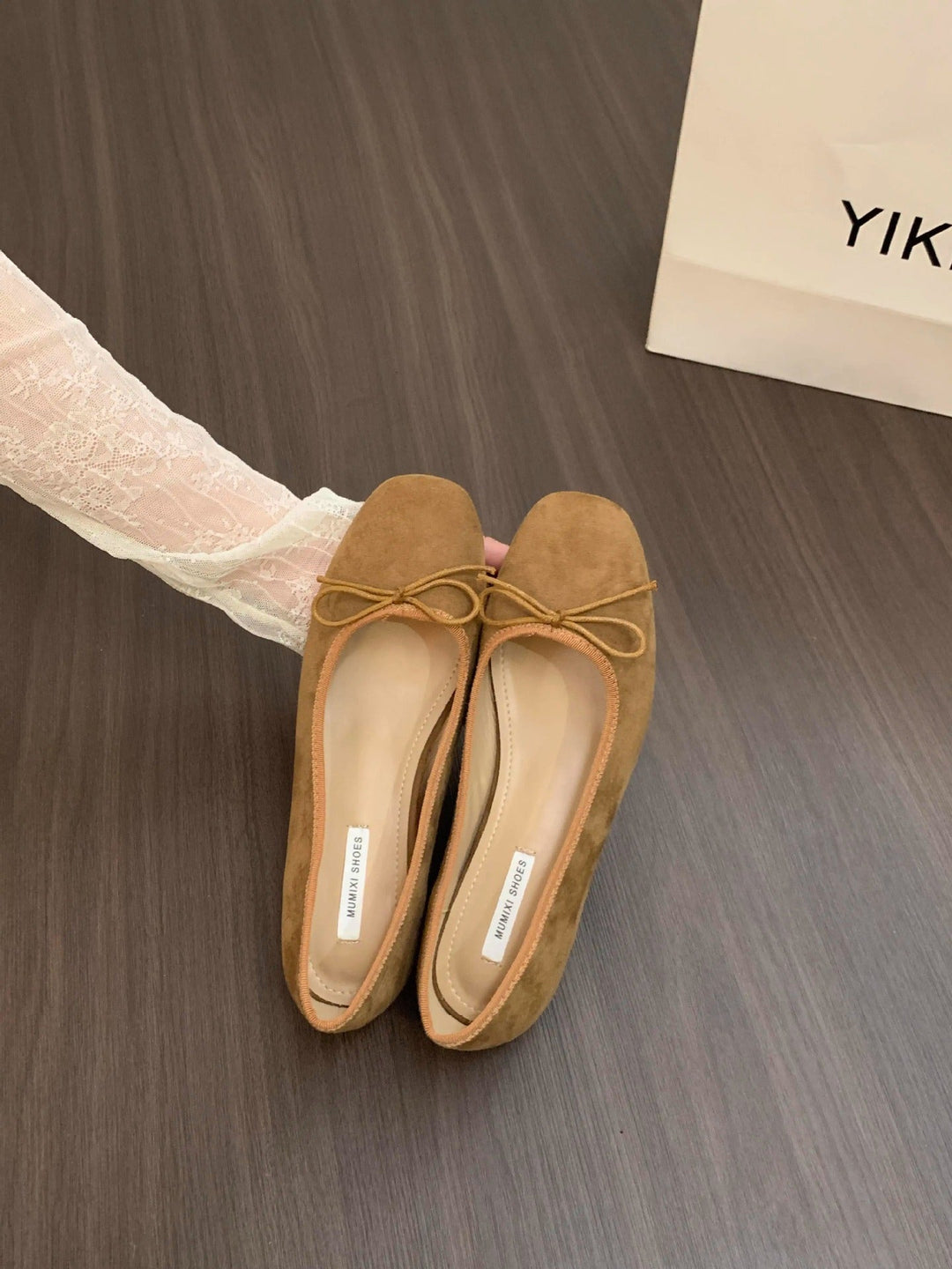 Damen Ballerinas aus hochwertigem Wildleder mit dekorativer Schleife