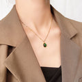 Damen elegante Halskette mit ovalem Anhänger und goldener Kette Shop Nory