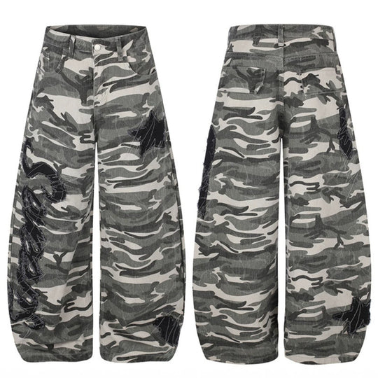 Damen Weite Camouflage‑Palazzo‑Hose mit Ballon‑Saum und dekorativen Stickdetails Shop Nory