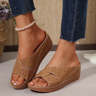 Damen Komfortable Wedgesandalen mit Lochmuster Shopnory