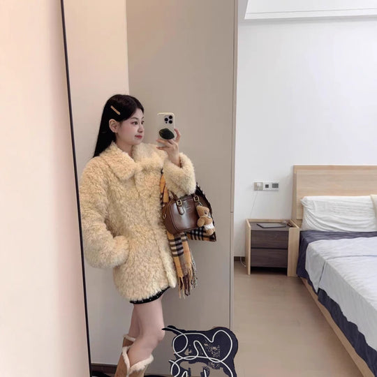 Damen Teddy-Mantel aus Kunstfell mit Oversize-Schnitt und Eingrifftaschen Shop Nory