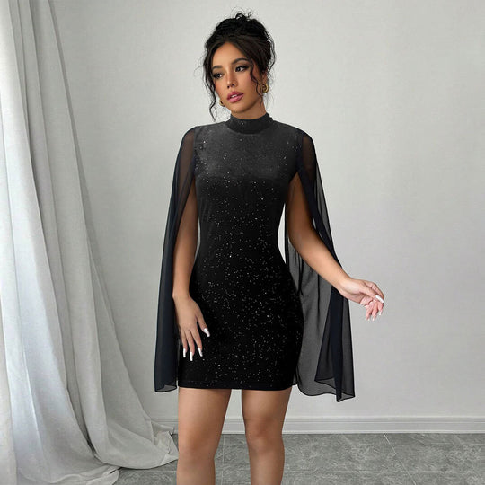 Damen figurbetontes Minikleid mit fließenden Cape-Ärmeln und funkelnder Punktverzierung Shop Nory
