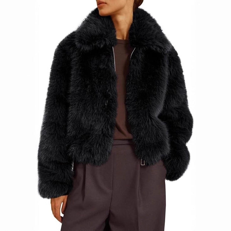 Damen Kurzblouson aus veganem Hochflor‑Kunstpelz im geradlinigen Boxy‑Schnitt mit verdecktem Reißverschluss Shop Nory