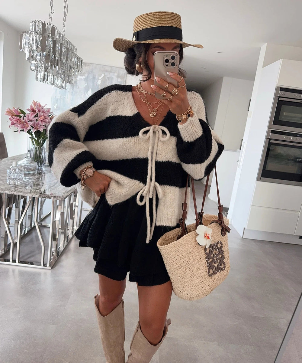 Damen lockere Strickjacke mit breiten Streifen und Bindegürtel
